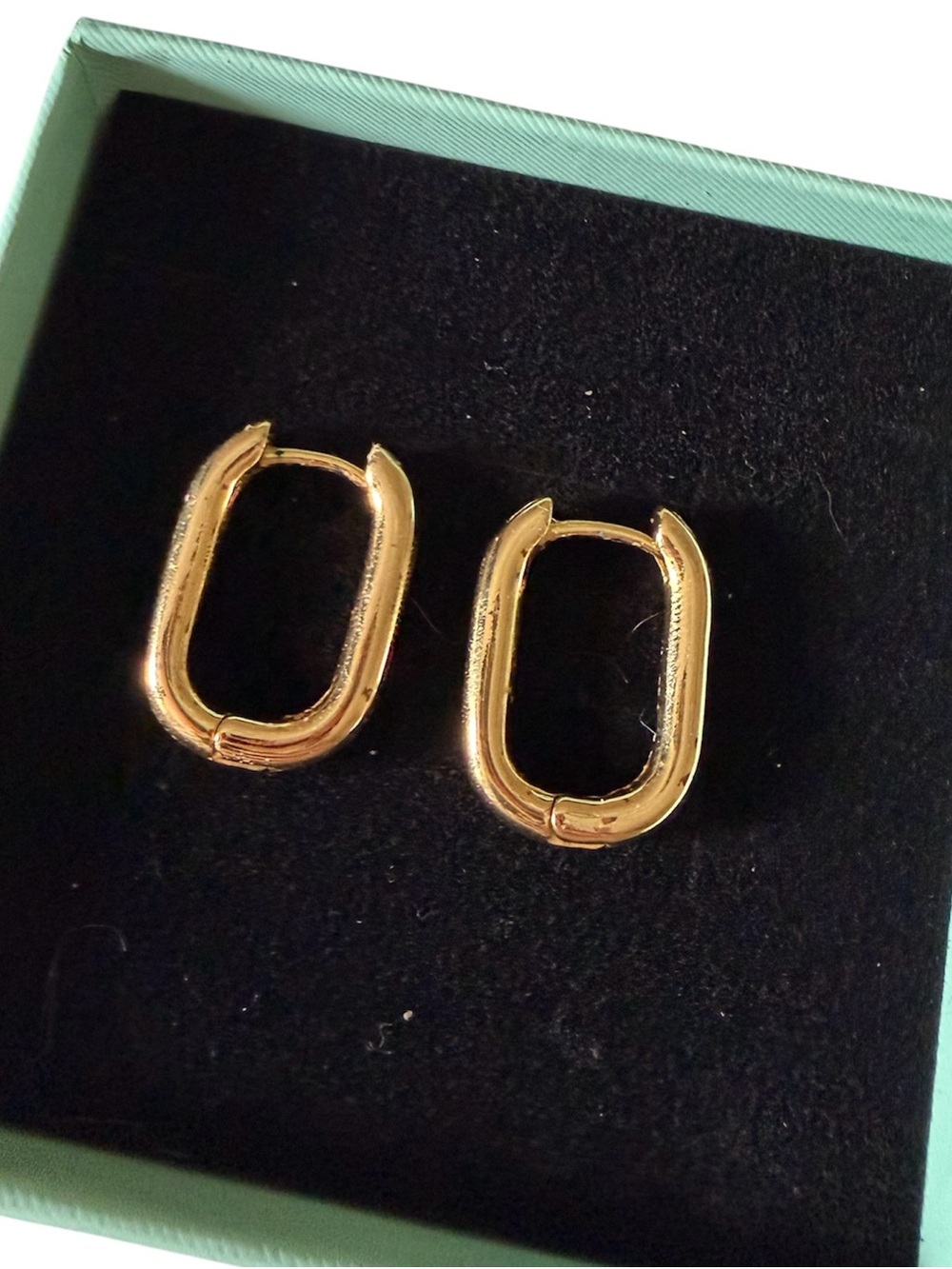Gold Rectangular Hoop Earrings - Elegant Women’s Jewelry - Picture 2 of 3